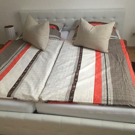 Ferienwohnung Am Schmidtstedter Knoten 埃尔福特 外观 照片