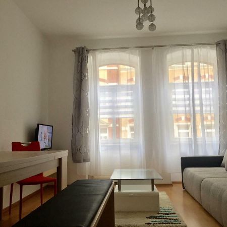 Ferienwohnung Am Schmidtstedter Knoten 埃尔福特 外观 照片