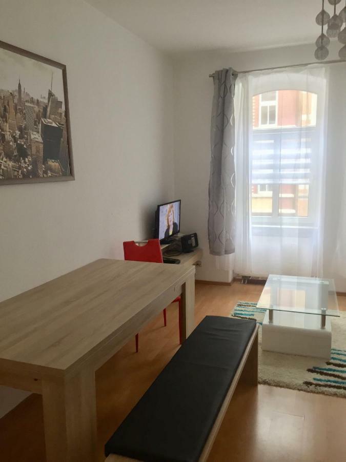 Ferienwohnung Am Schmidtstedter Knoten 埃尔福特 外观 照片